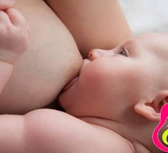 Những rắc rối mẹ thường gặp với bầu sữa mẹ khi cho con bú