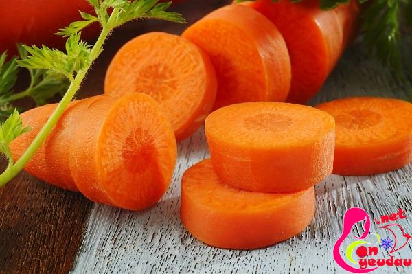Cà rốt giúp trị hiệu quả táo bón cho trẻ mẹ nên biết